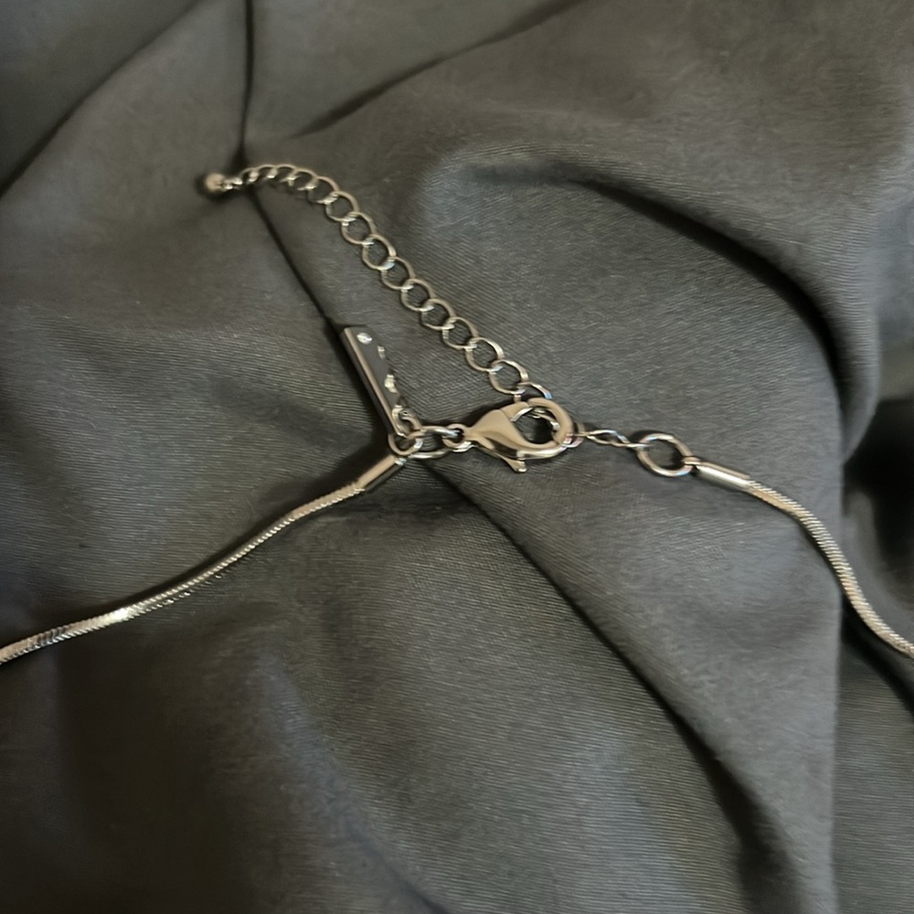 Long stranded necklace - Picture 3 of 3
